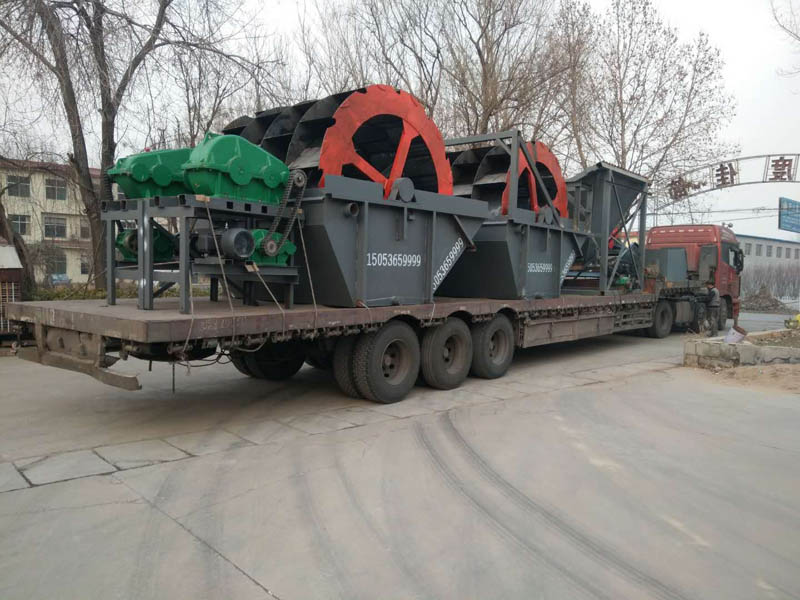 發(fā)往廣東的移動(dòng)洗沙機(jī)發(fā)貨現(xiàn)場